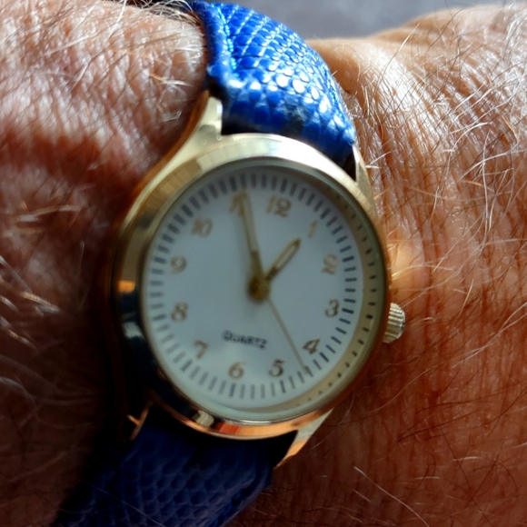 Accutime Watch Corp Ladies PC21J Watch - Picture 2 of 7